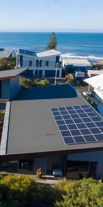 House with WAVELINE aluminium roofing manufactured from PERMALITE aluminium in colour Sahara